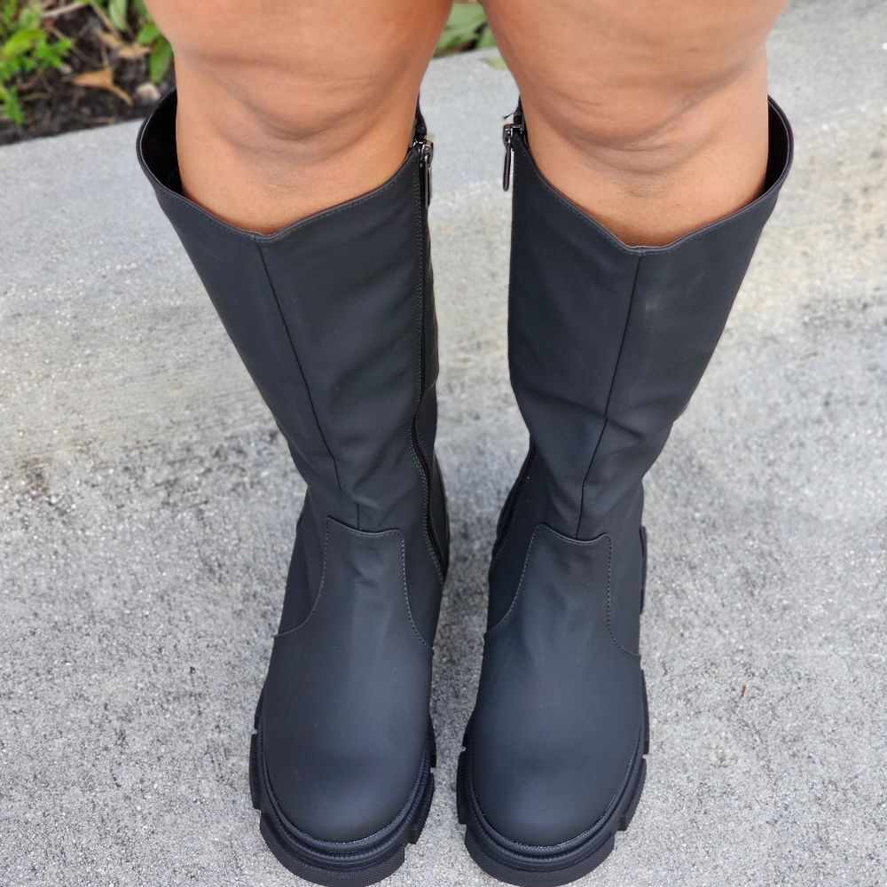 Black Color Round Toe Synthetic Mid Calf Boots Side Zipper Women's - Picture 5 of 6